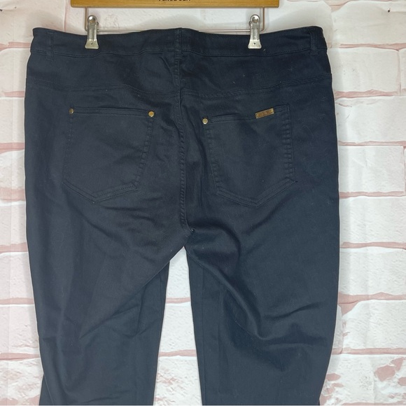 IMAN JEANS WOMENS PLUS 1X BLACK 3 POCKET STRAIGHT LEG GOLD BUTTON CLOSE - Picture 3 of 9